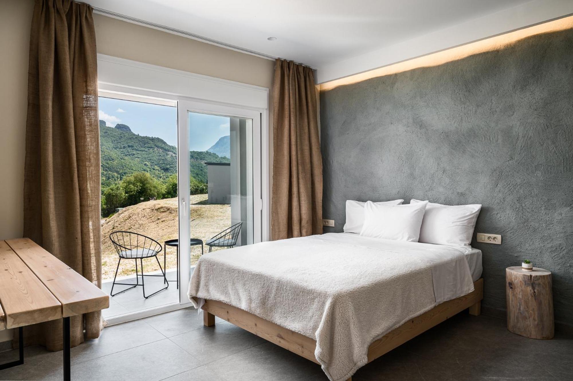 Gefiri Plakas Hotel, Tzoumerka المظهر الخارجي الصورة