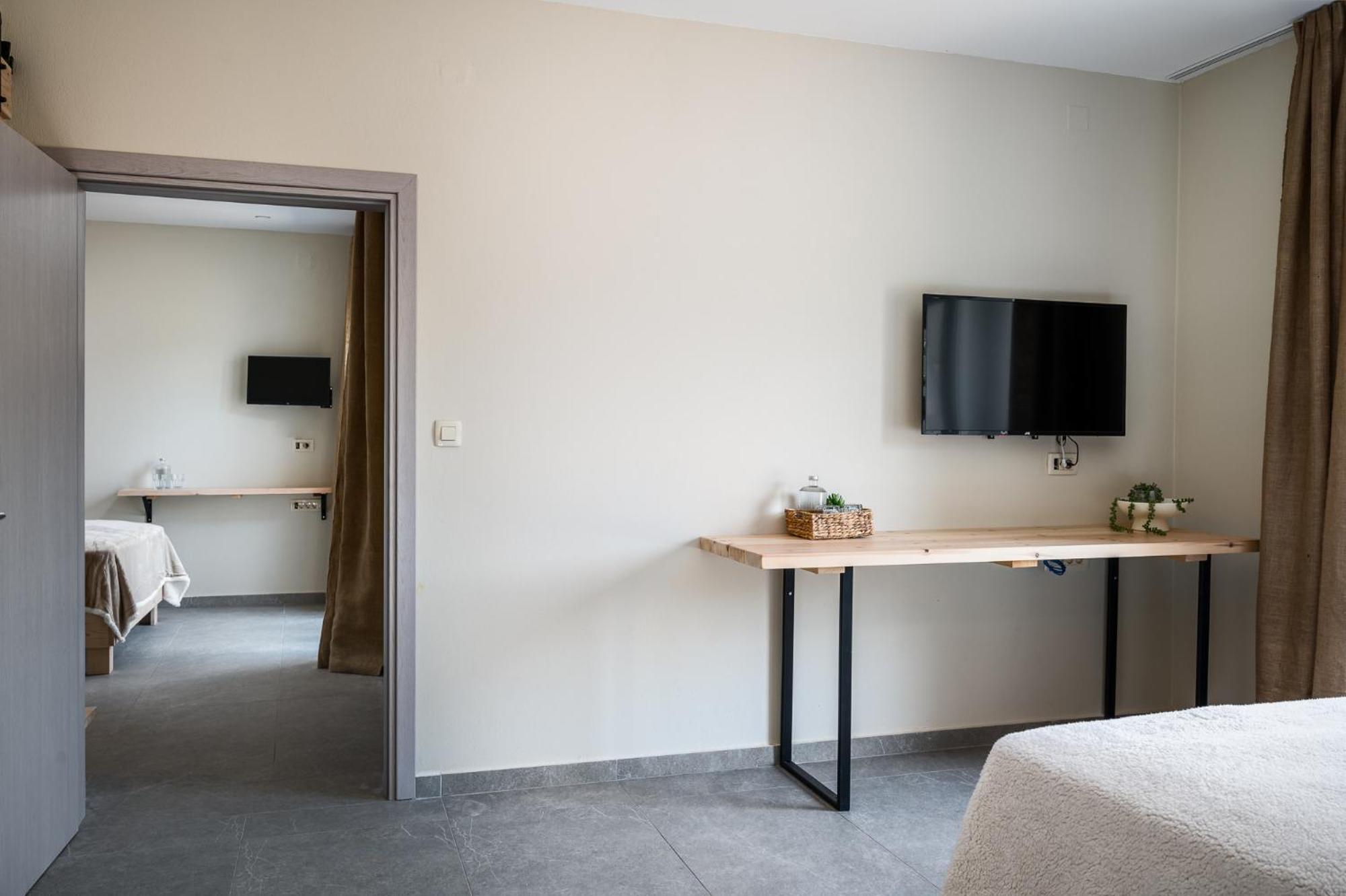 Gefiri Plakas Hotel, Tzoumerka المظهر الخارجي الصورة